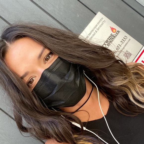 Meet your Posher, Roxy - Picture 1 of 1